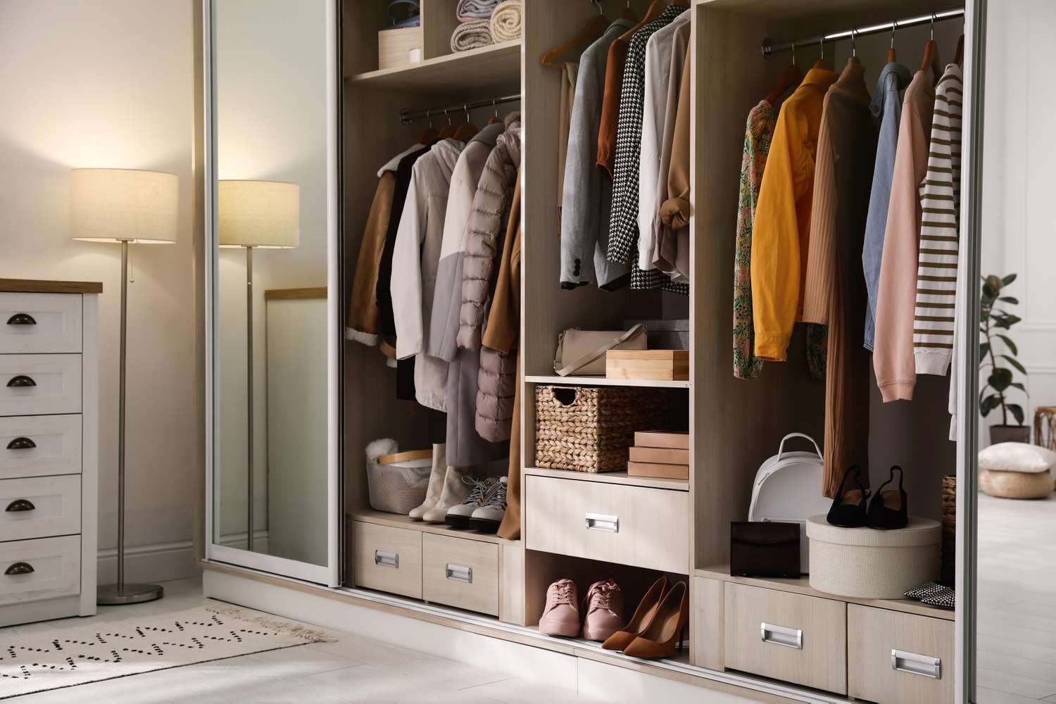 Best Ways to Organize Your Closet